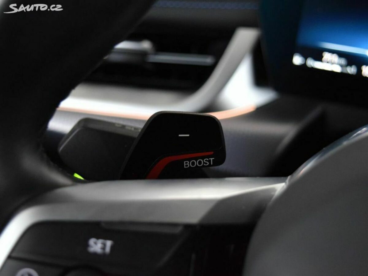 Fotografie vozu - klik pro zvětšení