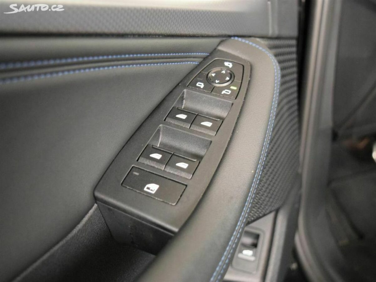 Fotografie vozu - klik pro zvětšení