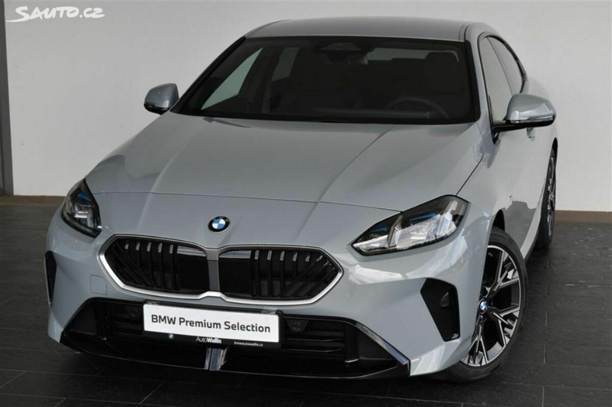 Fotografie vozu - klik pro zvětšení