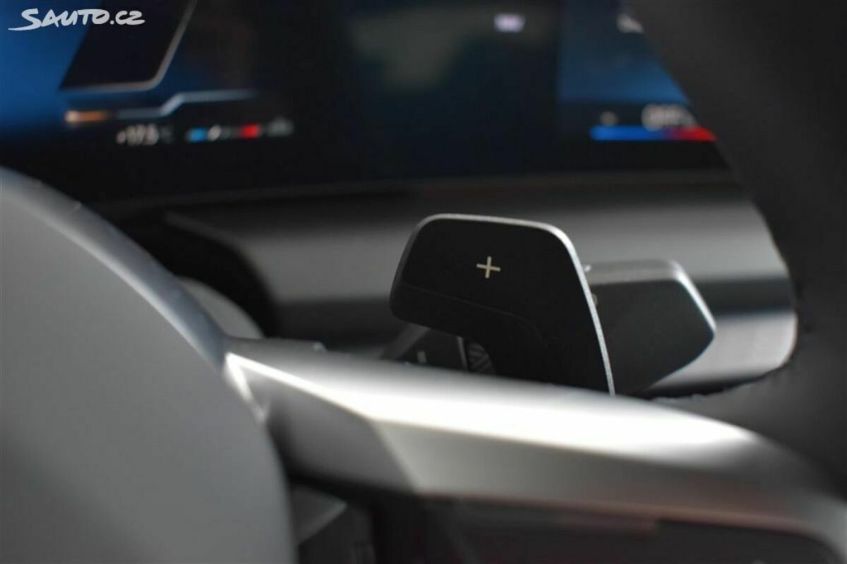 Fotografie vozu - klik pro zvětšení