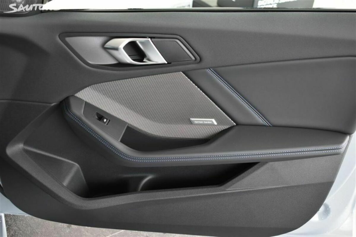 Fotografie vozu - klik pro zvětšení