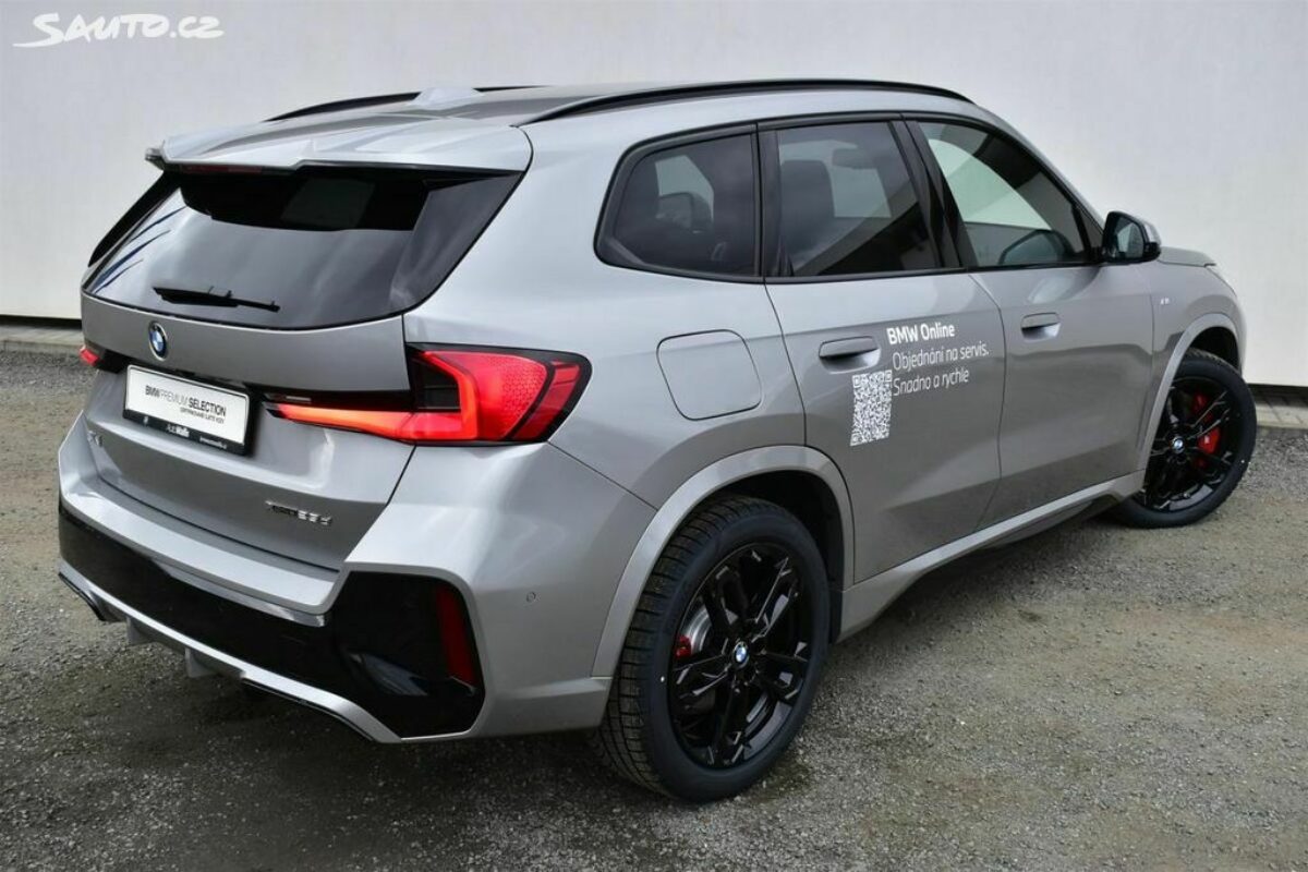 Fotografie vozu - klik pro zvětšení