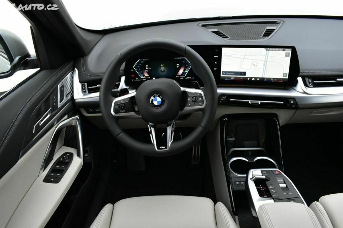 Fotografie vozu - klik pro zvětšení