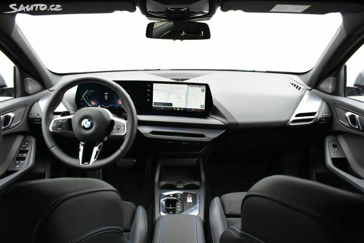 Fotografie vozu - klik pro zvětšení