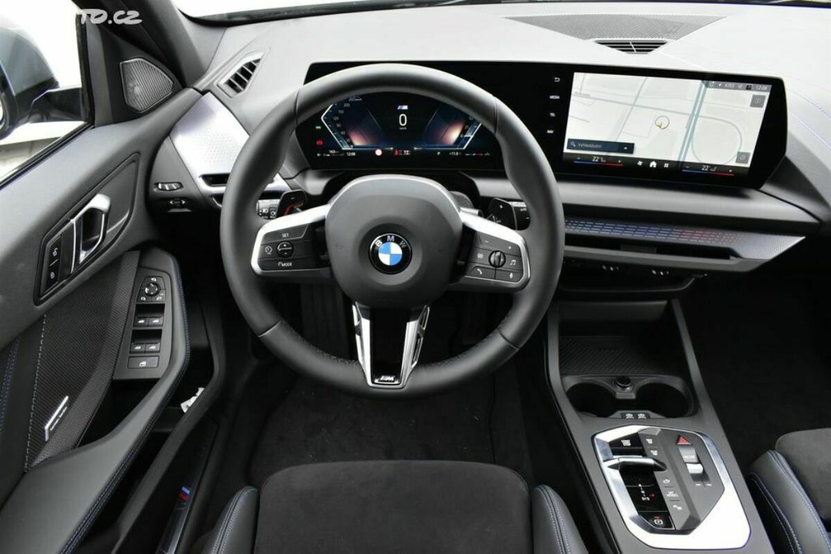 Fotografie vozu - klik pro zvětšení