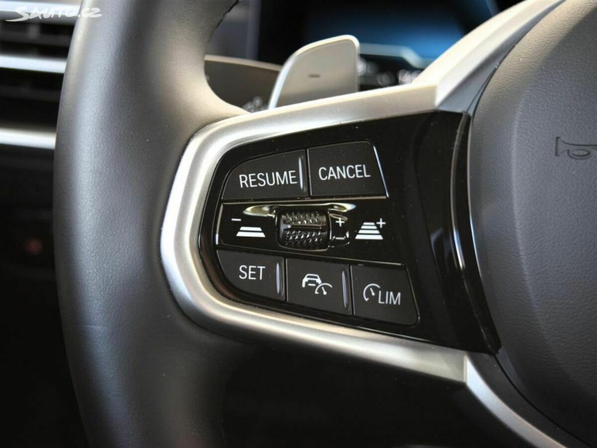 Fotografie vozu - klik pro zvětšení