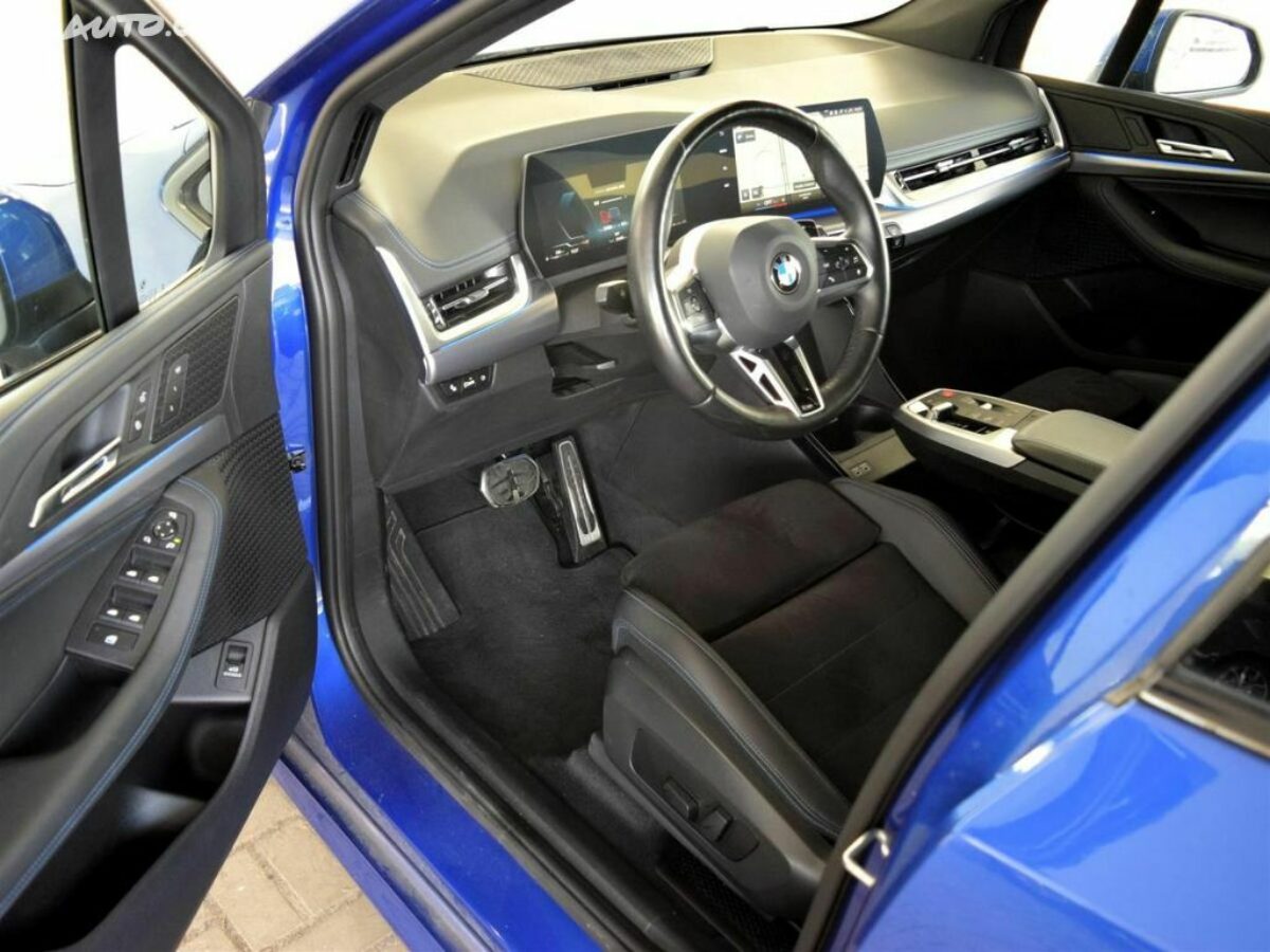 Fotografie vozu - klik pro zvětšení