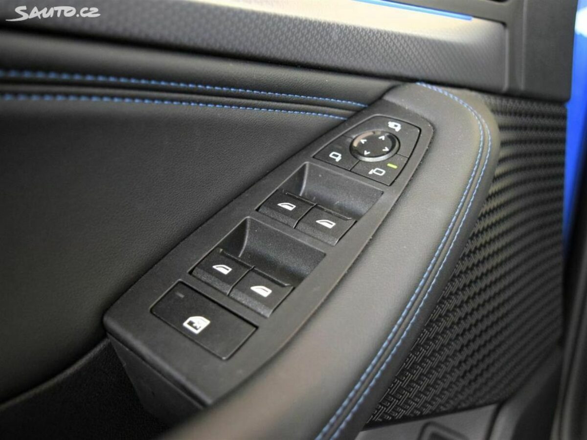 Fotografie vozu - klik pro zvětšení