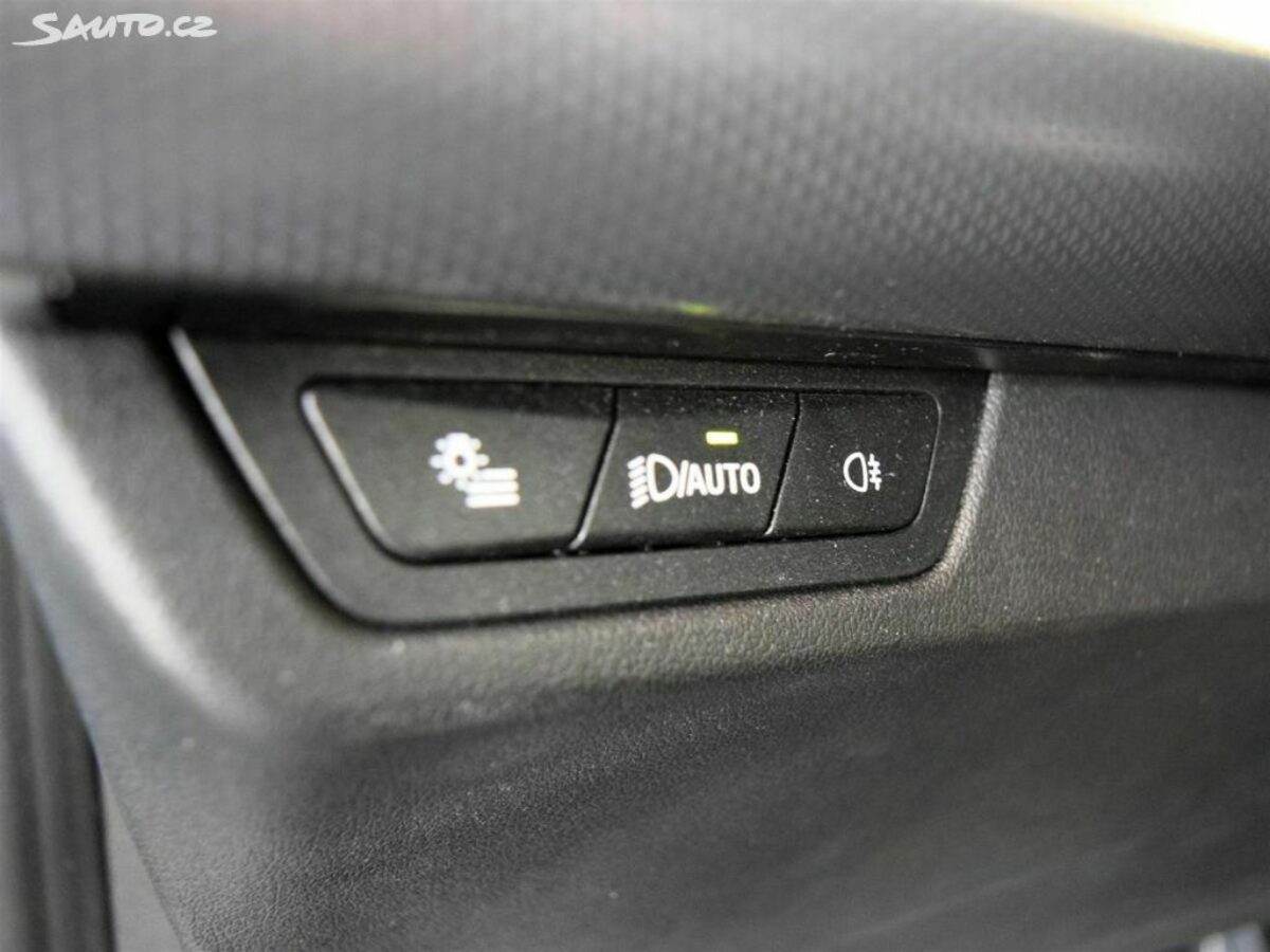 Fotografie vozu - klik pro zvětšení