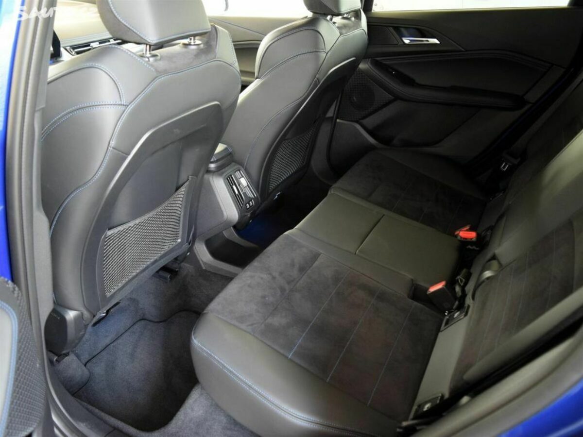 Fotografie vozu - klik pro zvětšení