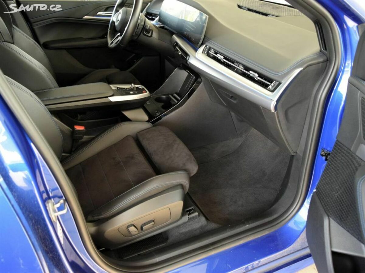 Fotografie vozu - klik pro zvětšení