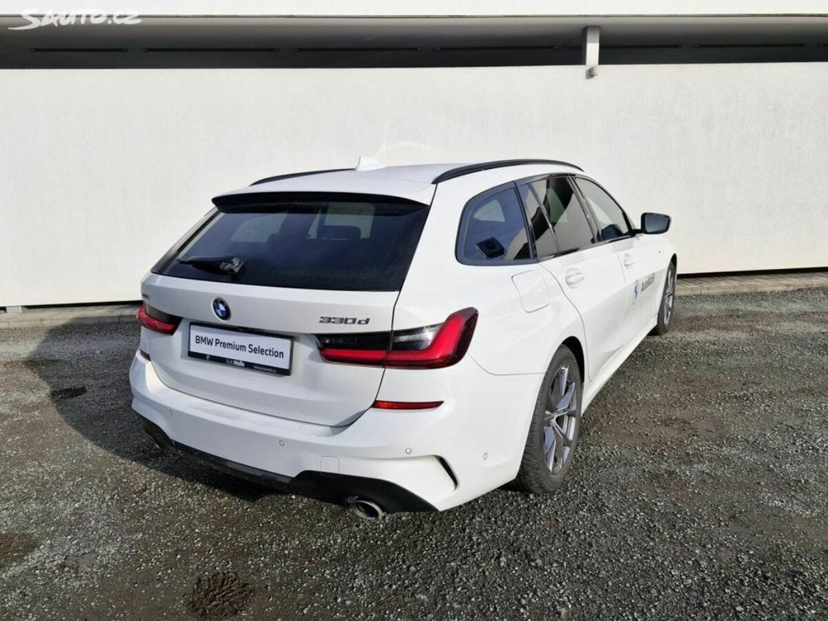 Fotografie vozu - klik pro zvětšení