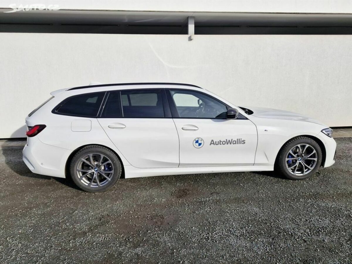 Fotografie vozu - klik pro zvětšení