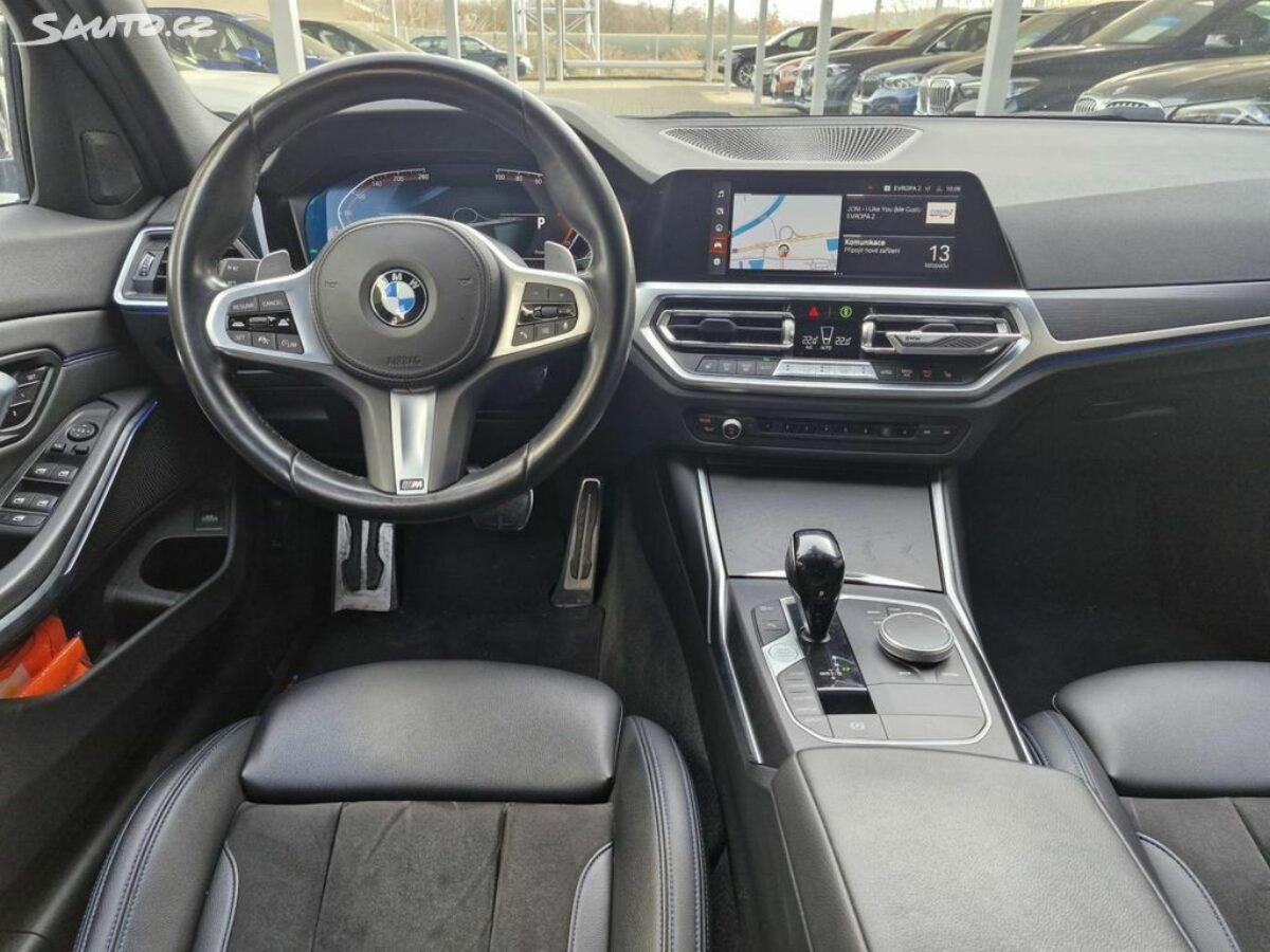 Fotografie vozu - klik pro zvětšení