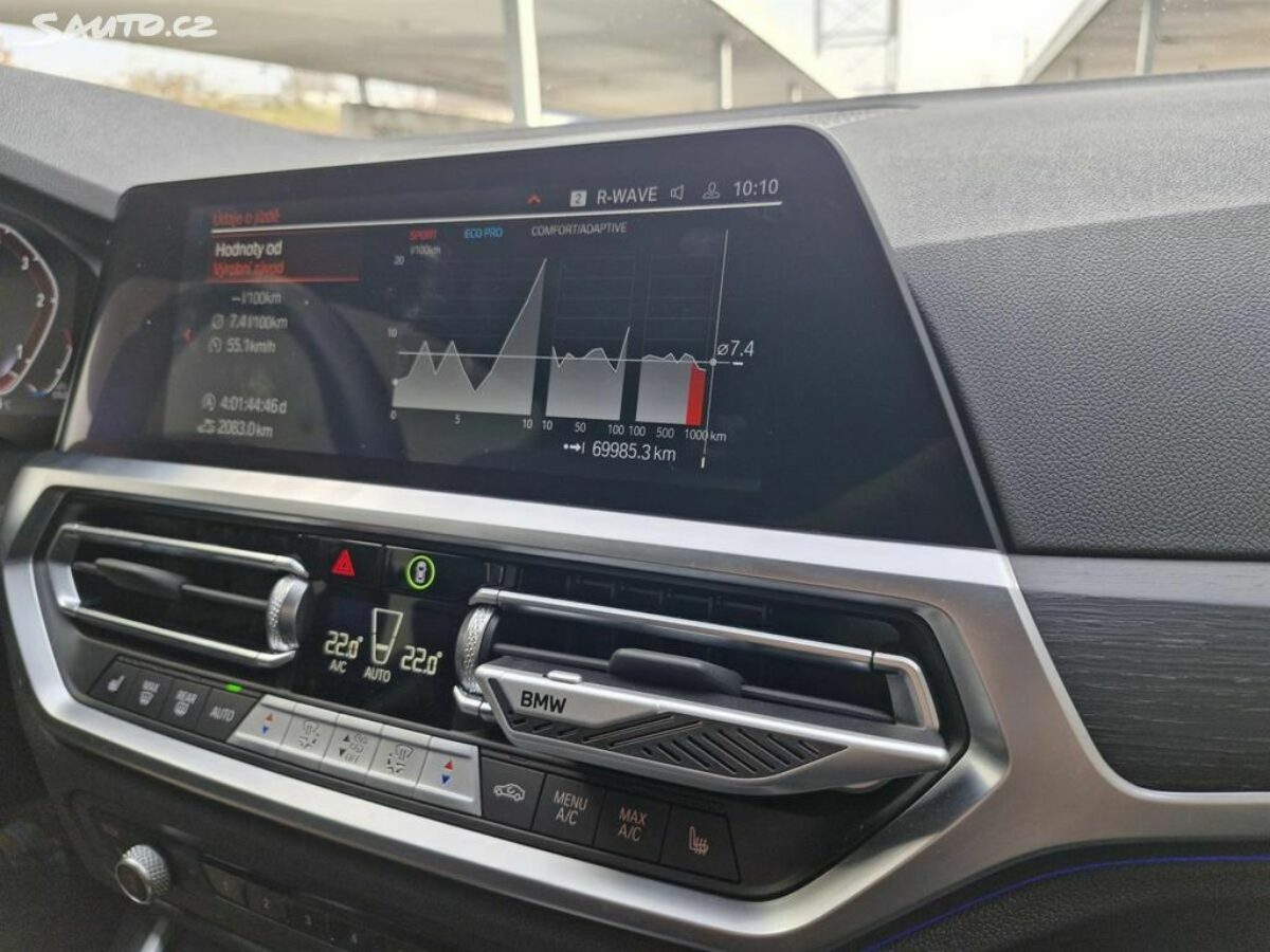 Fotografie vozu - klik pro zvětšení